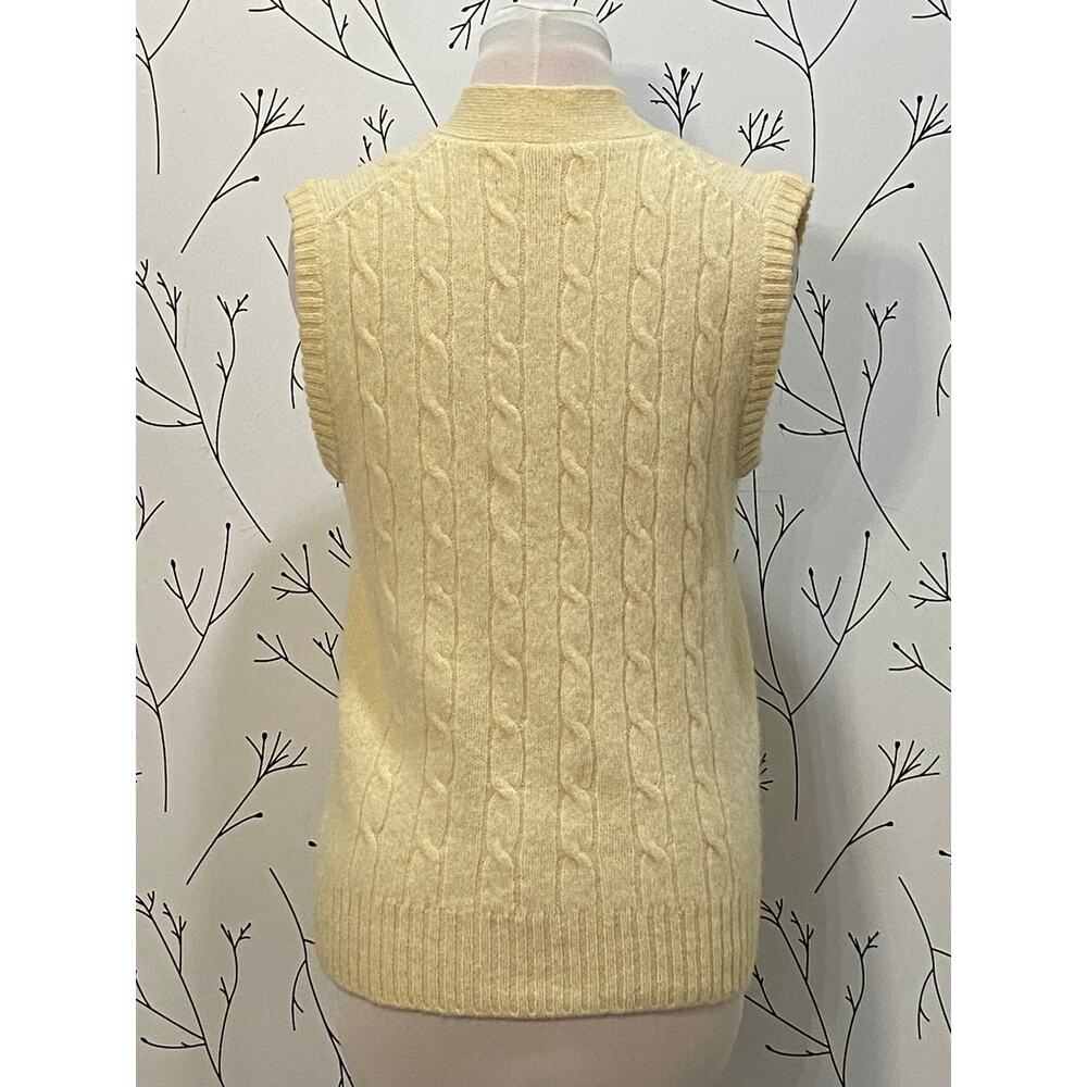 VINTAGE 60s 100% Wool Butter Yellow Cable Knit Vest MEDIUM Tennis Prep Academia - Picture 4 of 6